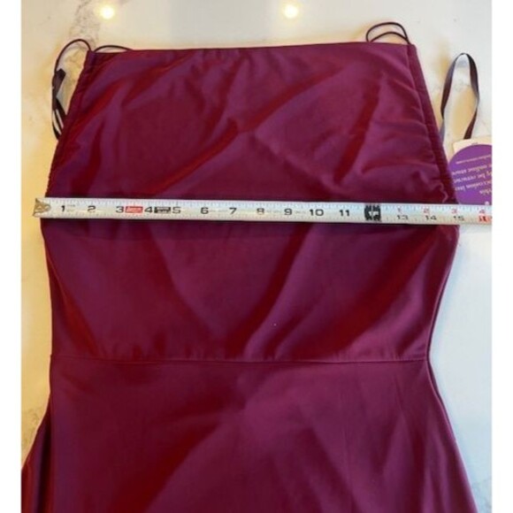 Windsor Lace-Up Maxi Formal Bodycon Dress Burgundy Size Large Brand New With Tag - Picture 6 of 13